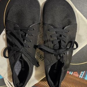 Saquaro Men/women Black Barefoot Sneakers